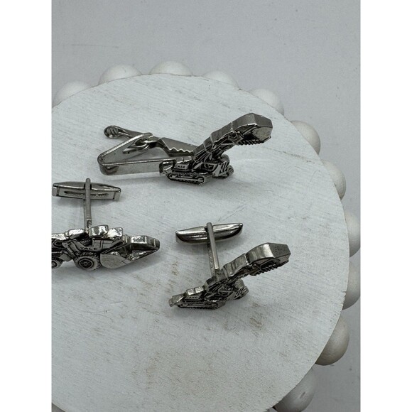 Vtg Construction Vehicle Cufflinks Tie Clip Mercury  Industries  Yale Bulldozer - Picture 6 of 8
